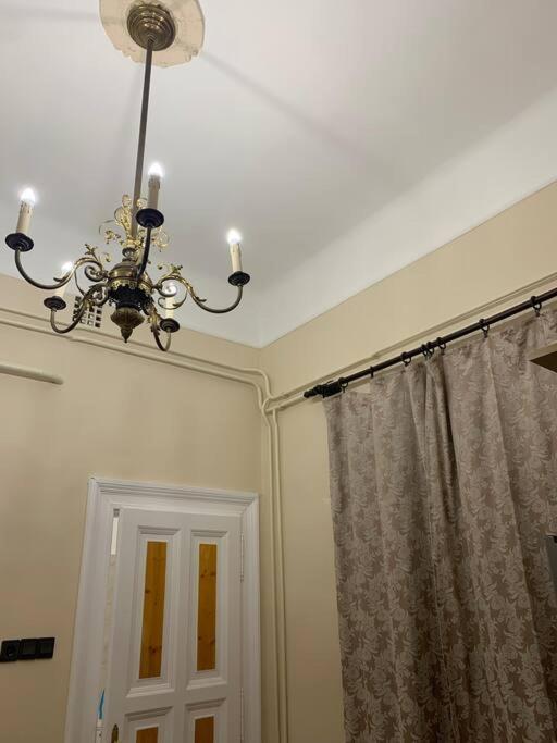 Central Location For One Person Budapest Esterno foto